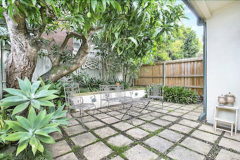 The Apartment Service EDWIN - Accommodation Newcastle 4