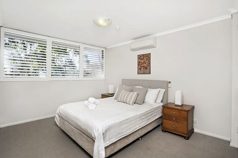 The Apartment Service ART04 - Accommodation Newcastle 5