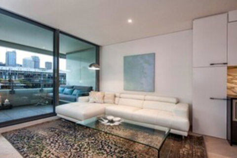 Luxury Studio With Parking In Woolloomooloo WMLOO - Accommodation Newcastle 0