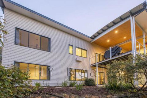 Eagle Vista - Accommodation Newcastle 2