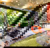 Corinda Contemporary - Accommodation Newcastle
