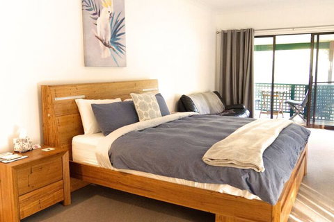 Tilba Lake House - Accommodation Newcastle 4