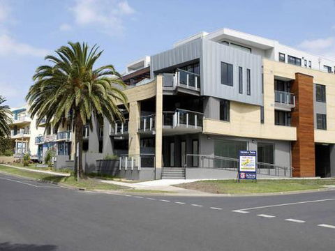 Cscape Beachfront Apartments - Accommodation Newcastle 1