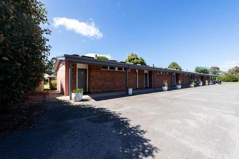 The Wurruk Motel - Accommodation Newcastle 5