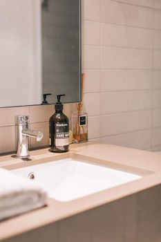 Experience Waterfront Luxury With Views - Accommodation Newcastle 1