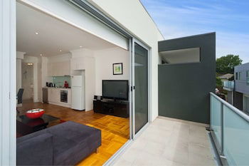 Style In The Heart Of Caulfield - Accommodation Newcastle 6