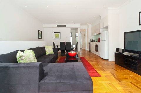 Style In The Heart Of Caulfield - Accommodation Newcastle 3