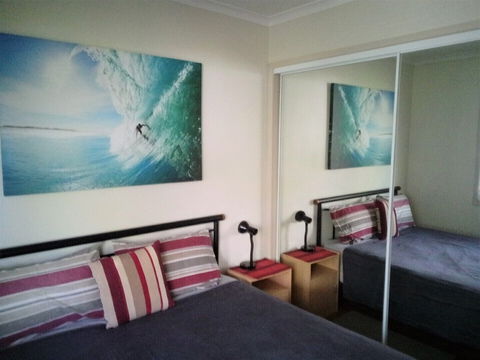 Southport Dandar - Accommodation Newcastle 3