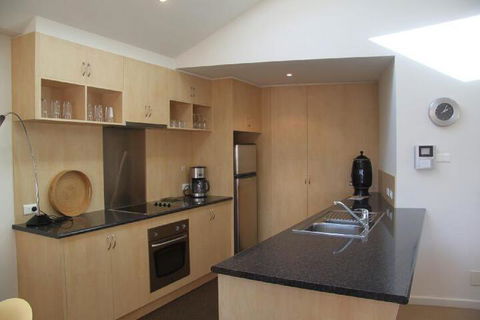 SACKVILLE APARTMENT 1 - Accommodation Newcastle 2