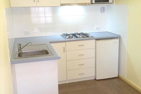 Daydream Apartments - Accommodation Newcastle 5