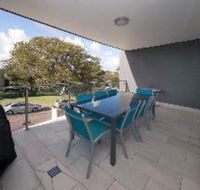3 Bedroom Apartment Oasis Unit 3 / 5 - Accommodation Newcastle