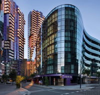 Melbourne port wharf Big bed room - Accommodation Newcastle
