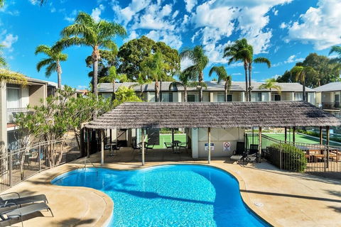 Resort Serviced Apartments - Mandurah - Accommodation Newcastle 0