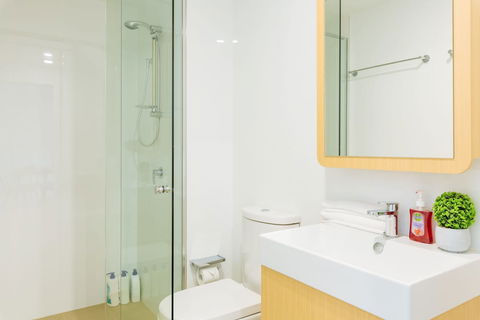 Airtrip Apartments On Cordelia - Accommodation Newcastle 6