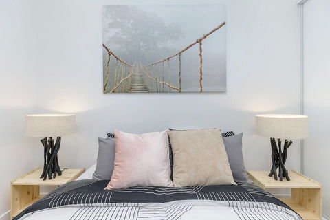 SKY Heart Of BNE City 2bed APT Pool& Gym Qbn222-18 - Accommodation Newcastle 4