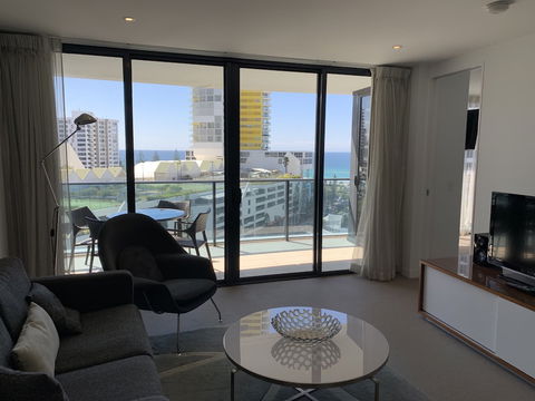 The Oracle Broadbeach 906 - Accommodation Newcastle 5