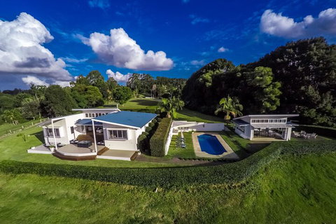 Byrons Brae - Accommodation Newcastle 3