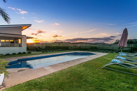 Byrons Brae - Accommodation Newcastle 5