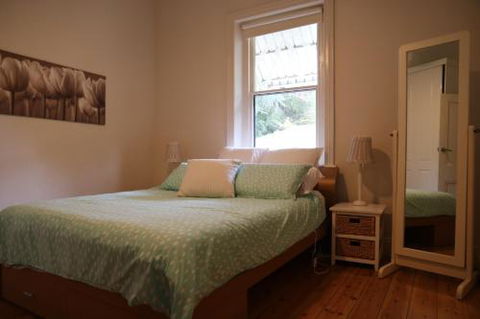 Merellaan - Accommodation Newcastle 2