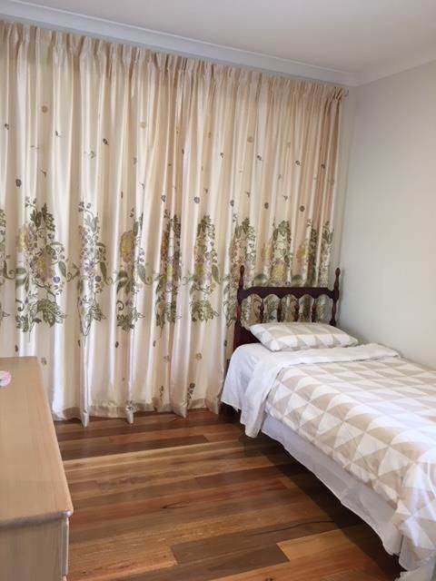 Unit2B - Accommodation Newcastle 3