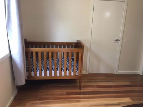 Unit2B - Accommodation Newcastle 5