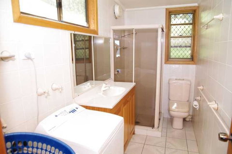 Endeavour 10 Dulconghi Street - Accommodation Newcastle 6