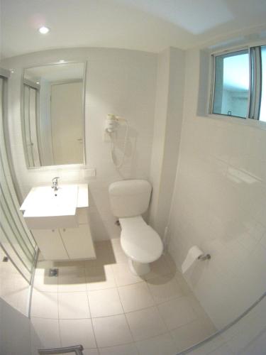 Cabarita Studio - Accommodation Newcastle 6