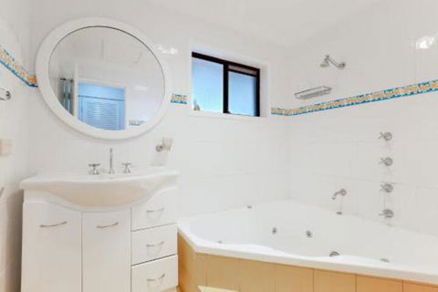 Kallaroo Street 3 Corlette - Accommodation Newcastle 1
