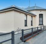Luxury on the Esplanade - Accommodation Newcastle