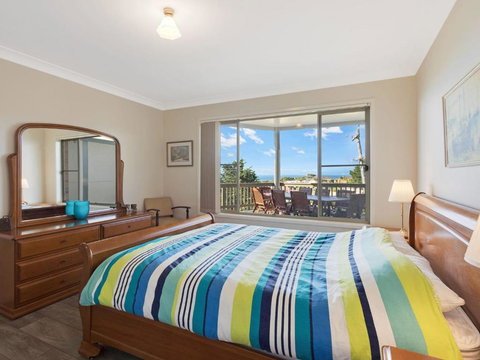 Wirra By The Sea Dalmeny - Accommodation Newcastle 4