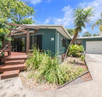 Bryce Street 30 Ultimate Beach Shack - Accommodation Newcastle