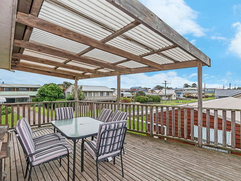 AMBIENCE By THE SEA - Accommodation Newcastle 3