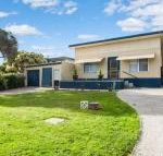 OCEAN SOUNDS Anglesea - Accommodation Newcastle