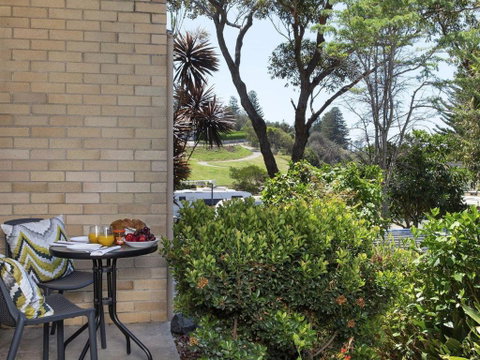 Kendalls Beach HideAway 3 Nights For Price Of 2 During Winter Months - Accommodation Newcastle 4