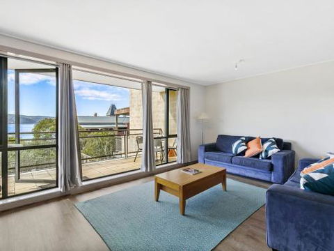 APARTMENT 29 PACIFIC APARTMENTS Grand Escape With Ocean Views - Accommodation Newcastle 1