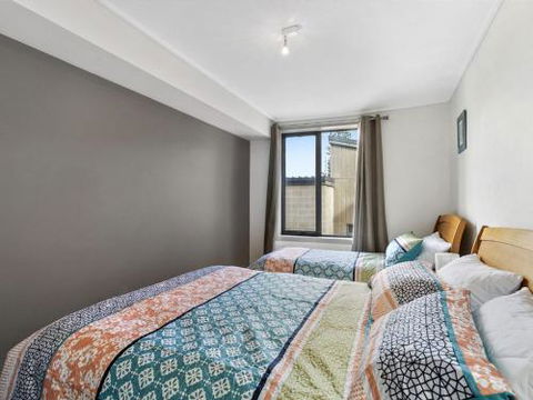 APARTMENT 29 PACIFIC APARTMENTS Grand Escape With Ocean Views - Accommodation Newcastle 5