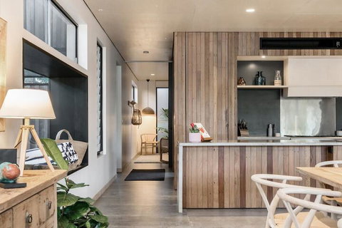 Your Luxury Escape Tallowood - Accommodation Newcastle 4