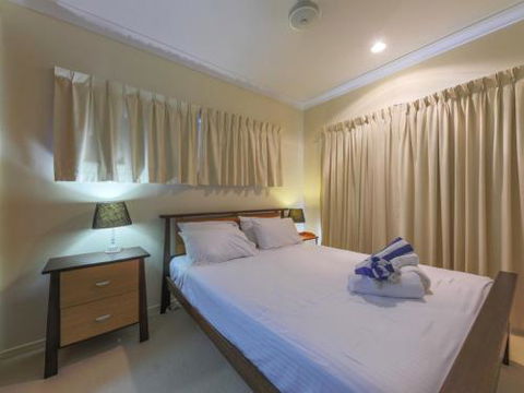 TROPSVILLA At PALM COVE - Accommodation Newcastle 2