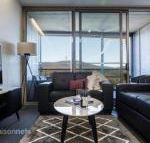 1 Bedroom Apt With Parking Walk to ANU - Accommodation Newcastle