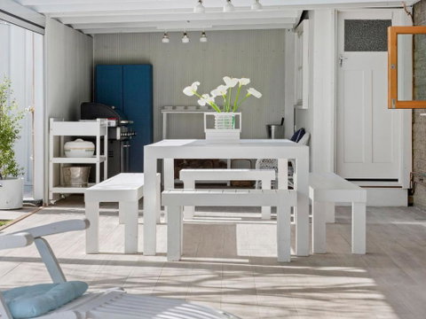 SANTORINI BEACH HOUSE SAFETY BEACH - Accommodation Newcastle 1
