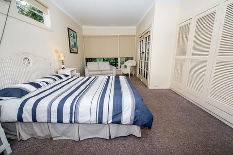 Shoal Bay Avenue Unit 3 / 7 - Accommodation Newcastle 1