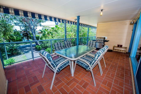 Shoal Bay Avenue Unit 3 / 7 - Accommodation Newcastle 6
