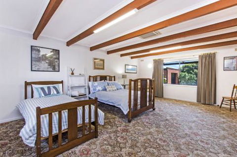 Scotshaven - Accommodation Newcastle 6