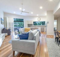 Ait Shona Happy Place. Apt 10 Haven on the Park - Accommodation Newcastle