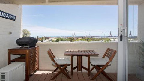 Vista Fremantle Apartment With A View - Accommodation Newcastle 1