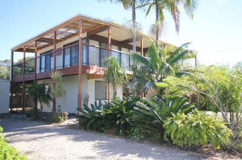 Lakehouse On Oxley - Accommodation Newcastle 0