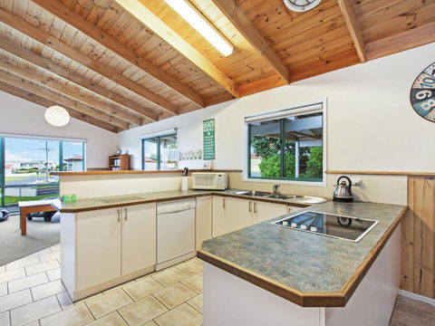 Matilda 2 Crowe Street - Accommodation Newcastle 1