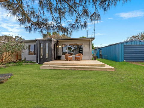 Willan 43 Powling Street - Accommodation Newcastle 5