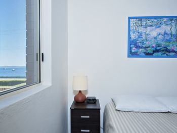 Shoal Towers Unit 2 / 11 Shoal Bay Road - Accommodation Newcastle 1