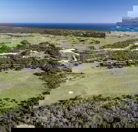 DREW Stay on St. Andrews Top Rated Golf Course - Accommodation Newcastle